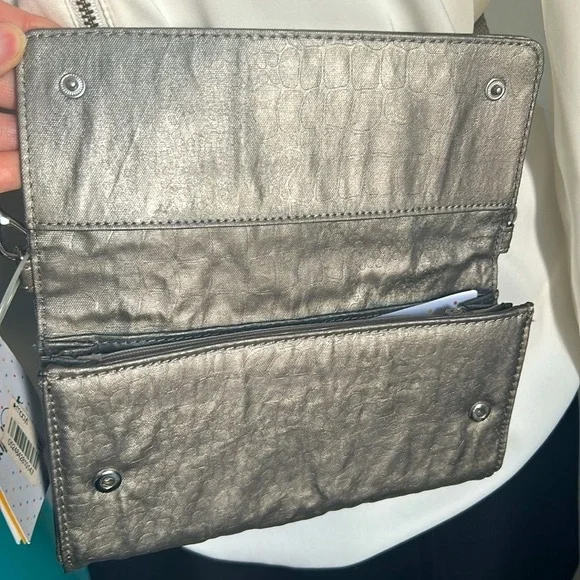 New Kipling Zuma Metallic Pewter Croc Embossed Crossbody Travel Organizer - Picture 4 of 13